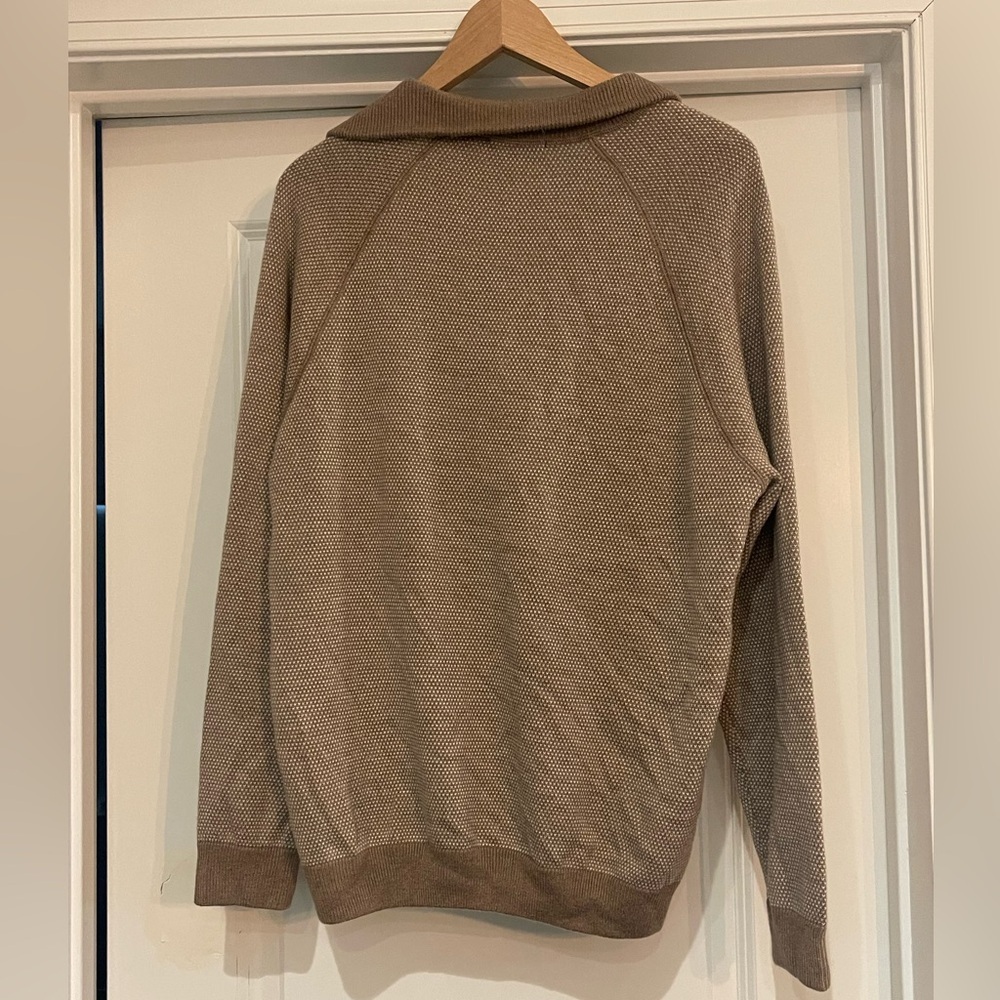 Tahari Men's 1/4 Zip Up Sweater in Light Brown wool Blend - Picture 2 of 5